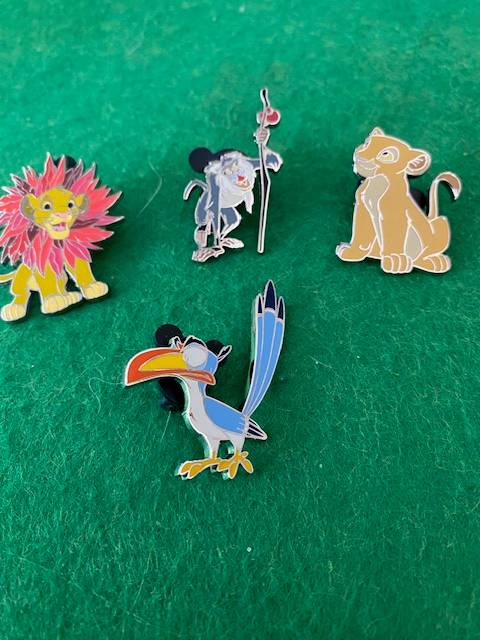 DISNEY LION KING SET OF PINS SET OF 4