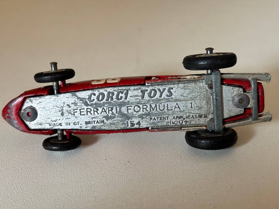 Ferrari Formula 1 #154 (Corgi +/-1:43 made in Britain)