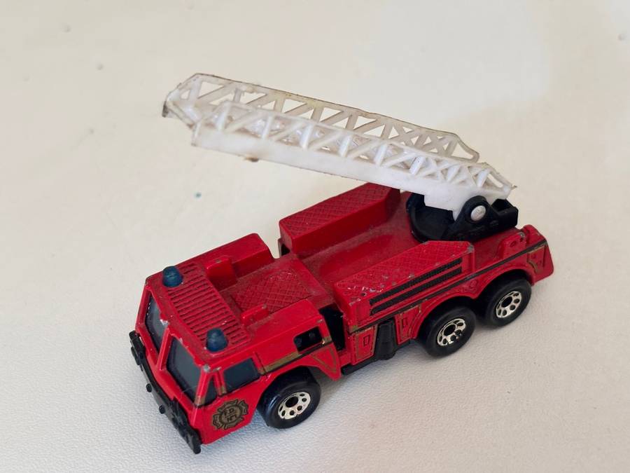Fire Engine 1982 (Matchbox +/-1:64)