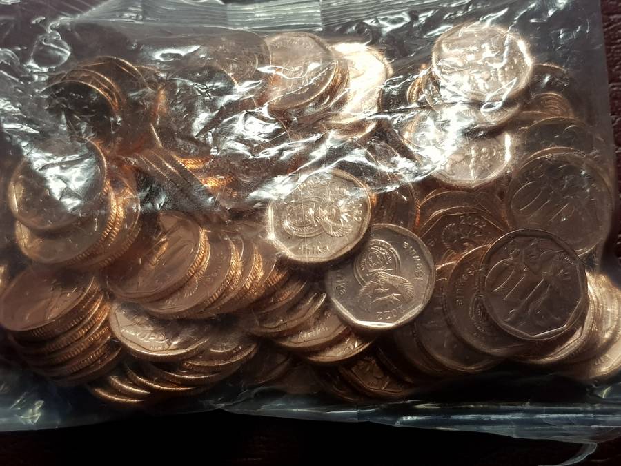 A Lot Of 100 x 2022 10 Cents - Brilliant Mint State - [Bid per coin to take all]