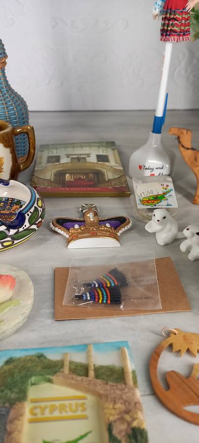 Large Lot of Trinket / Collectibles