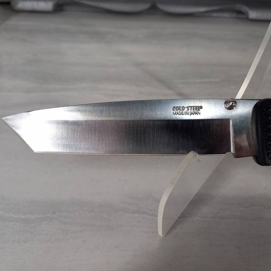 Cold Steel Voyager XL