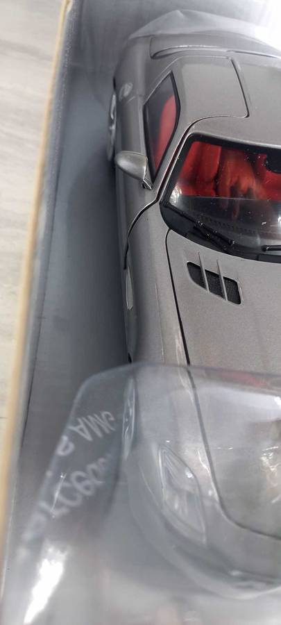 Mercedes-Benz SLS AMG By Mondo Motors in 1:18 scale