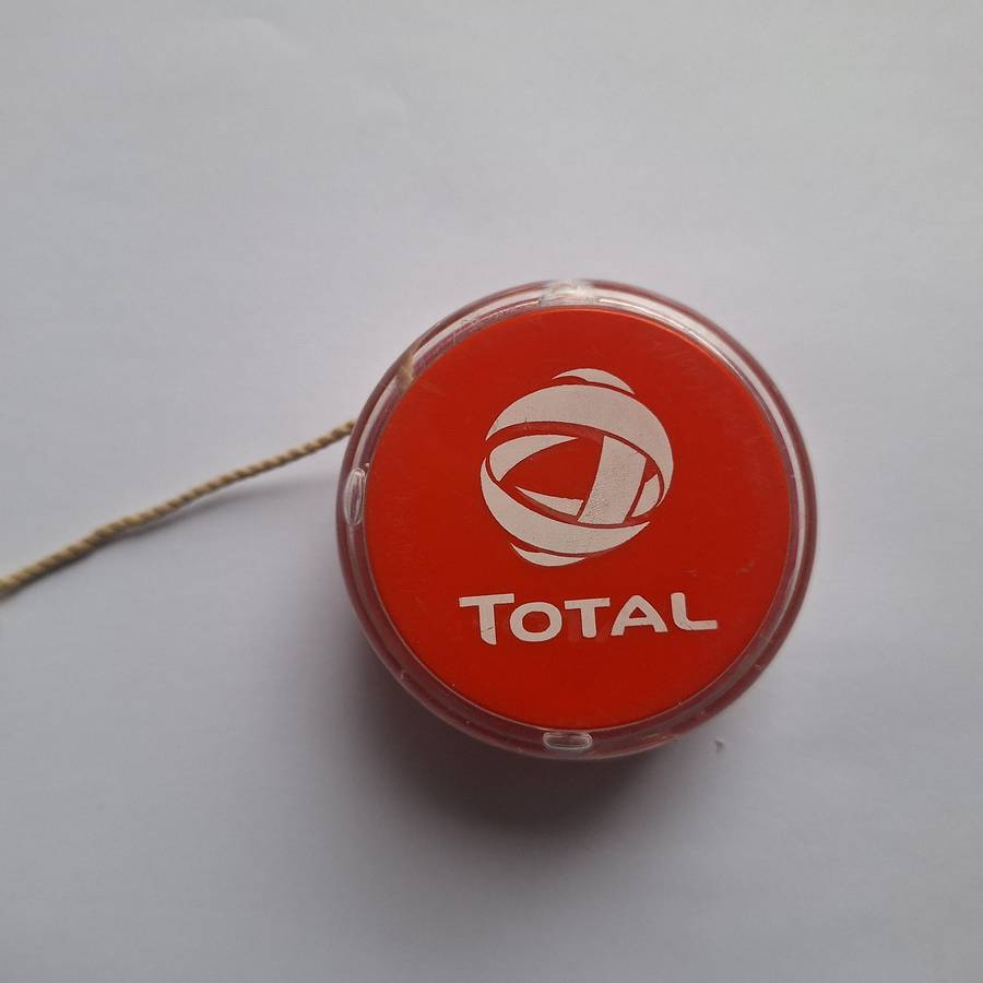 Coca Cola/ Total vintage yo-yo