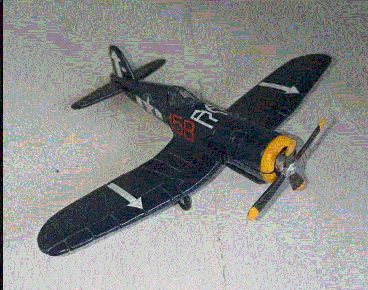 Maisto 1/72 F4U Corsair Fighter Die Cast Model - Complete Pack