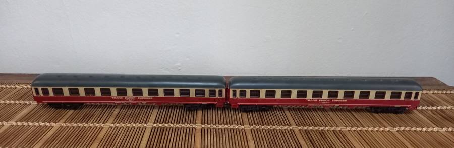 Lima  Trans Europ Express  Couches Duo( 2 x Couches)  -HO  -  26.5 Cm Long   Awesome