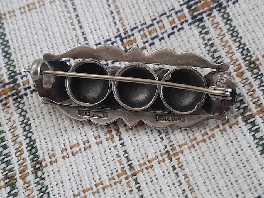 Stirling Silver brooch Vintage
