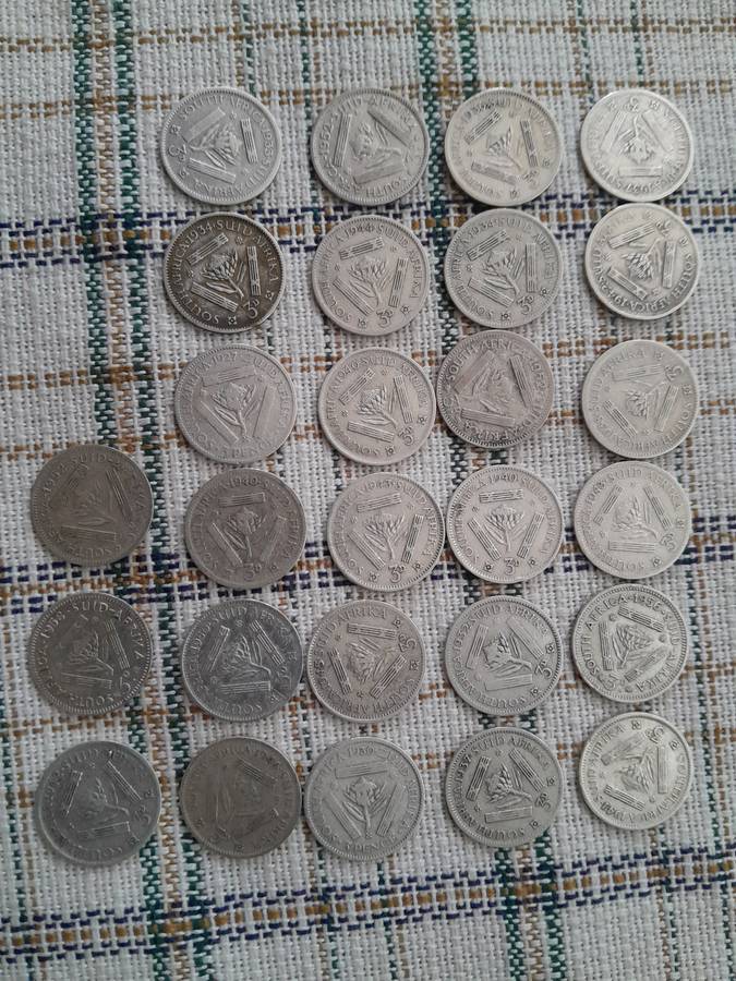 3 D Coins x87
