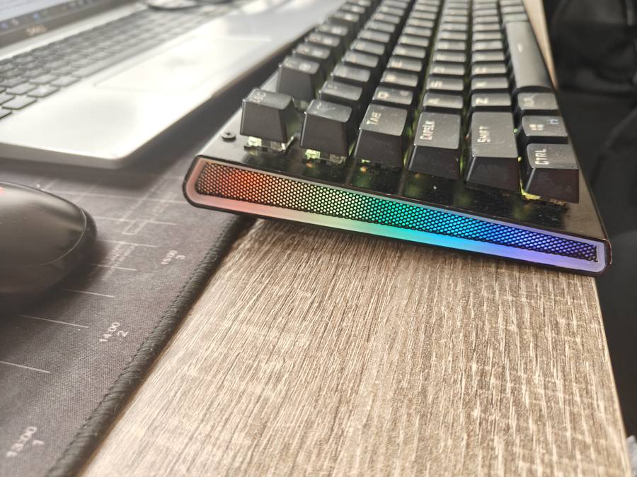 Redragon Aryaman RGB keyboard secondhand