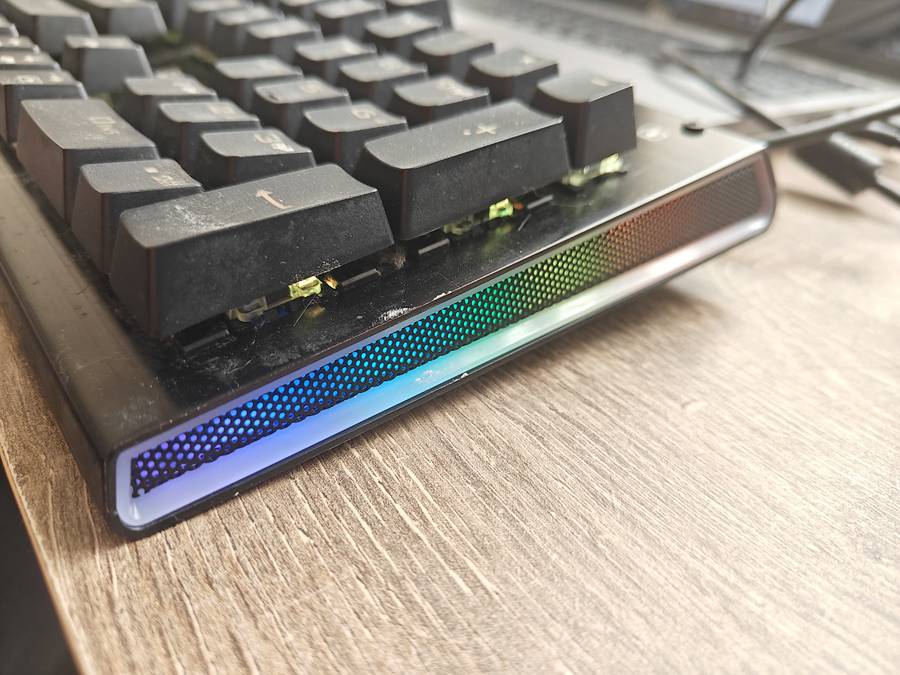 Redragon Aryaman RGB keyboard secondhand