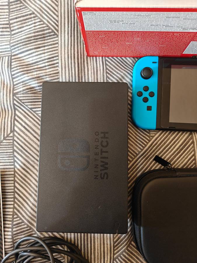 Nintendo Switch 1 console Secondhand