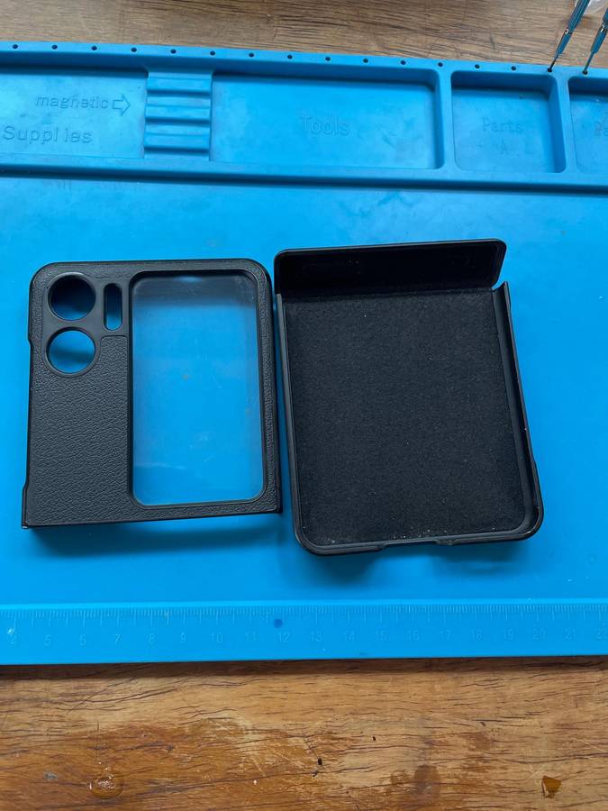 Flip phone Oppo Find N2 Flip