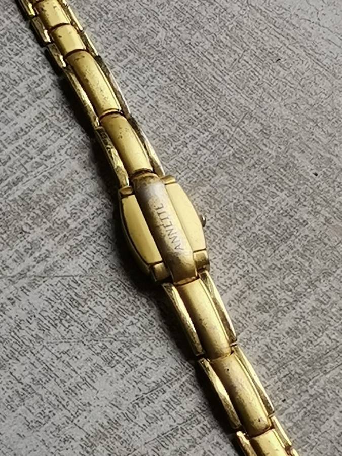 LADIES ANNETTE SLIDING WATCH IN EXCELLENT WORKING CONDITION