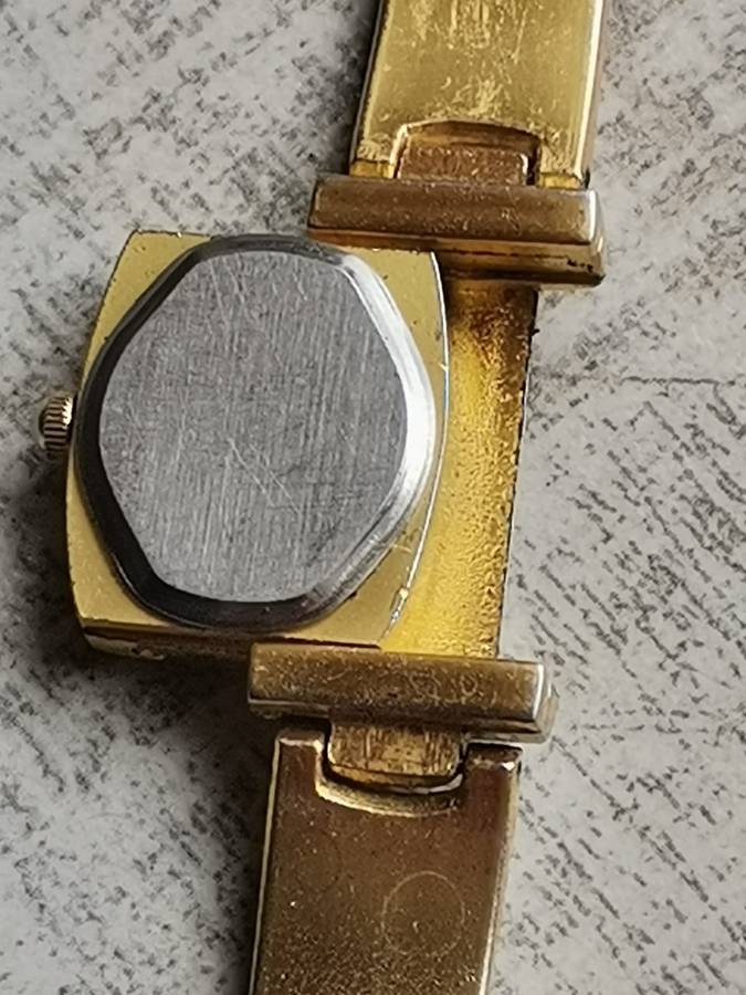 LADIES ANNETTE SLIDING WATCH IN EXCELLENT WORKING CONDITION