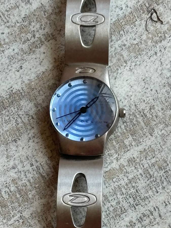 STUNNING LADIES TIME DESIGN WATCH IN EXCELLENT WORKING CONDITION