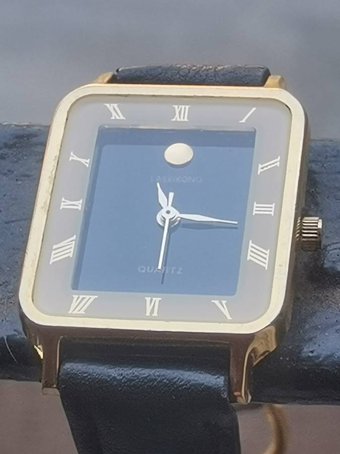 STUNNING LASEIKONO LADIES WATCH IN EXCELLENT WORKING CONDITION