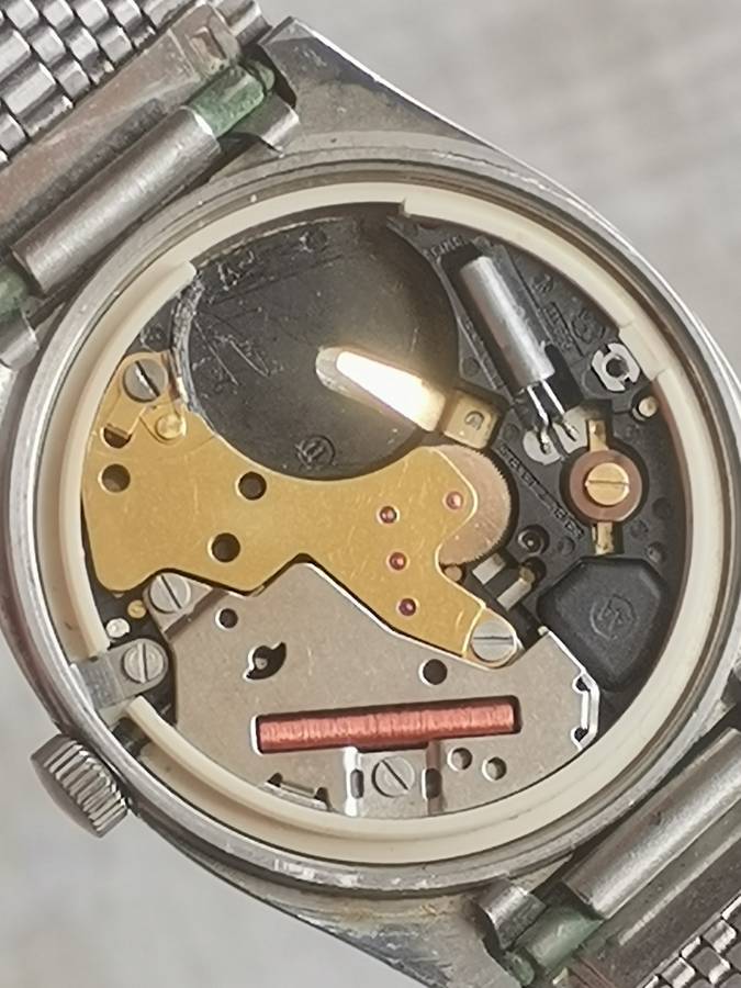 VINTAGE DELFIN EDOX MENS QUARTZ WATCH - UNTESTED SELLING AS IS