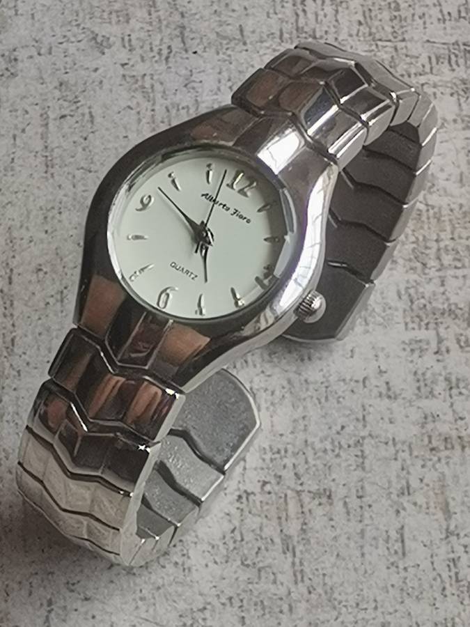 STUNNING ELEGANT LADIES ALBERTO FIORO BANGLE WATCH IN EXCELLENT WORKING CONDITION