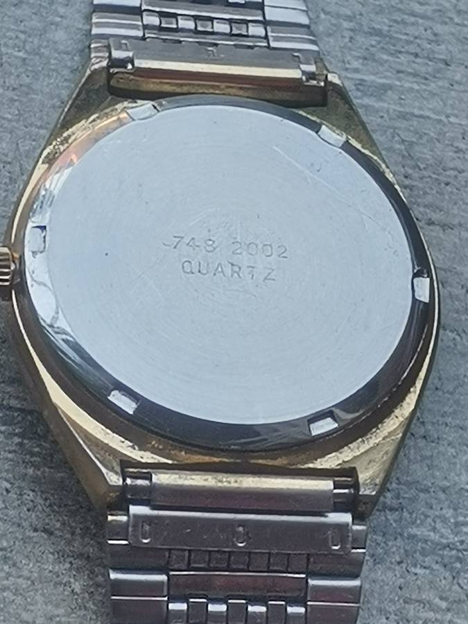 MENS ROTARY AVENGER VINTAGE WATCH - UNTESTED SELLING FOR SERVICE OR REPAIR
