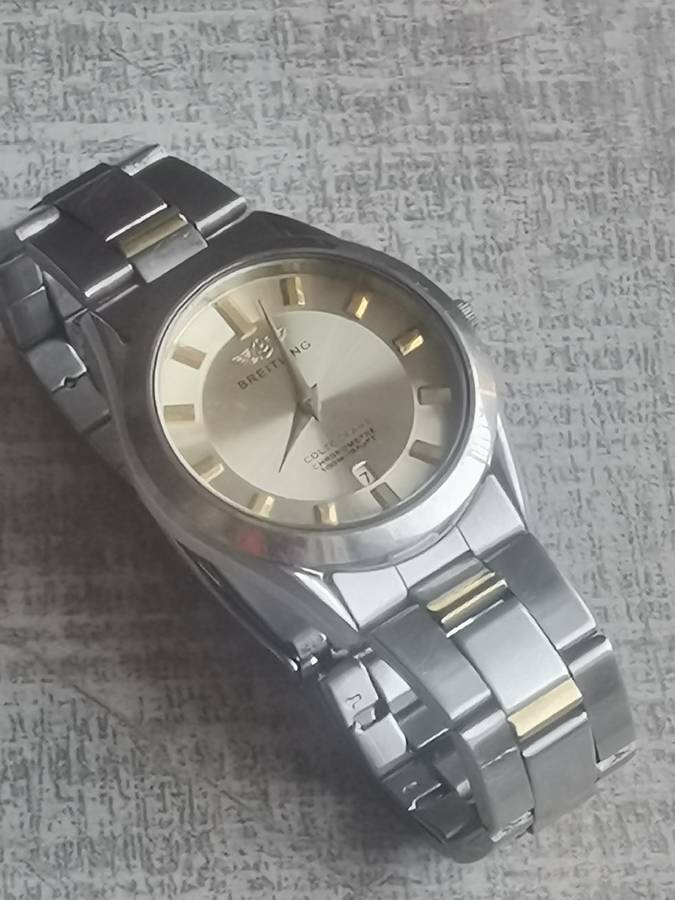 MENS WATCH IN EXCELLENT WORKING CONDITION - PLEASE READ DESCRIPTION