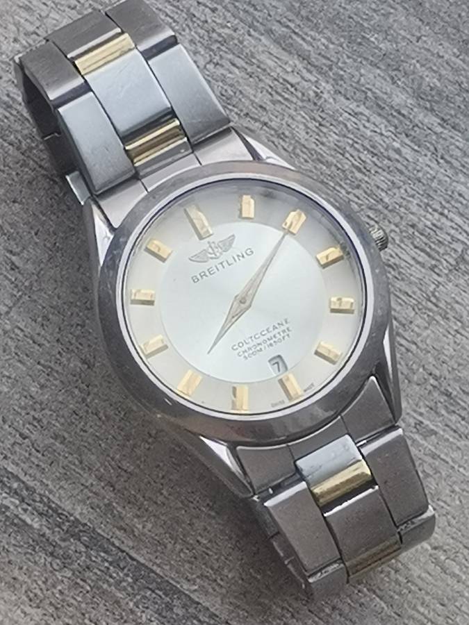 MENS WATCH IN EXCELLENT WORKING CONDITION - PLEASE READ DESCRIPTION