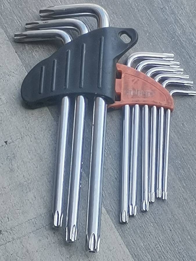 NEW SHIND 9 PIECE SPLINE/WRENCH SET