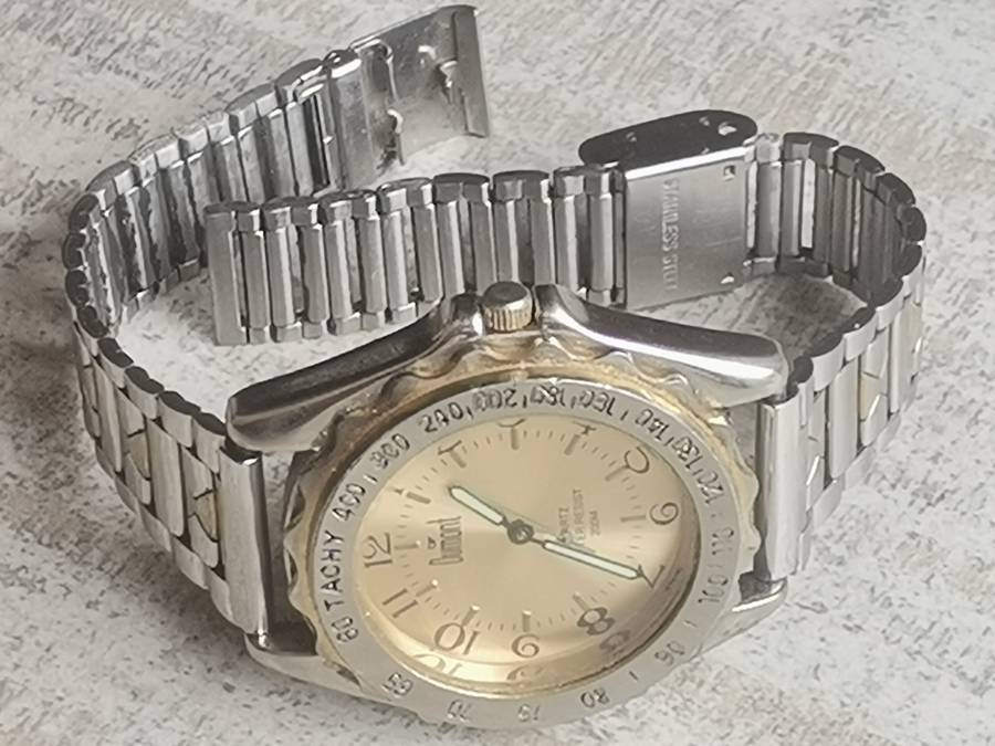 MENS DUMONT 200M WATCH WITH ROTATING BEZEL IN EXCELLENT WORKING