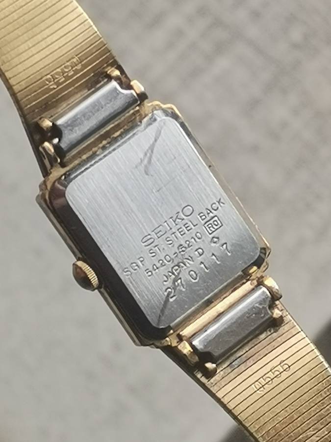 LADIES SEIKO AND ORIENT WATCH SET BOTH IN EXCELLENT WORKING CONDITION - BIDDING FOR BOTH