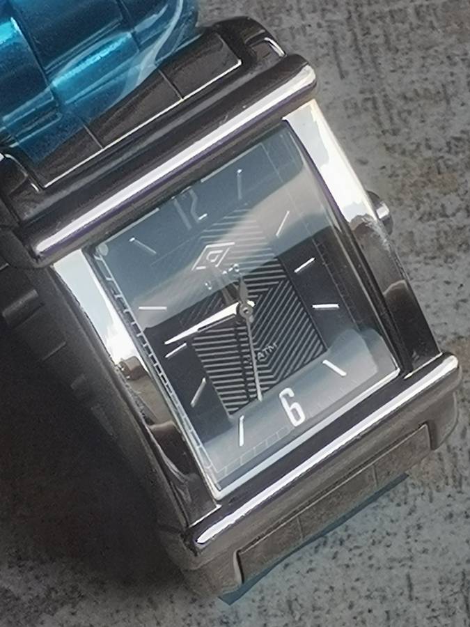 MENS UMBRO WATCH IN EXCELLENT WORKING CONDITION