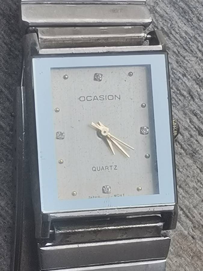 VINTAGE MENS OCCASION WATCH IN EXCELLENT WORKING CONDITION