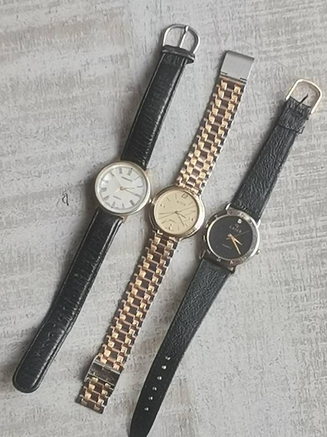 MENS MID-SIZE WATCHES ALL IN EXCELLENT WORKING CONDITION - BIDDING FOR ALL 3 WATCHES