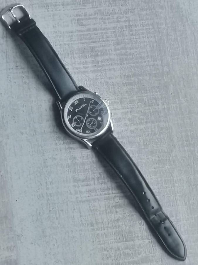 MENS FLUKE CHRONOGRAPH WATCH IN EXCELLENT WORKING CONDITION