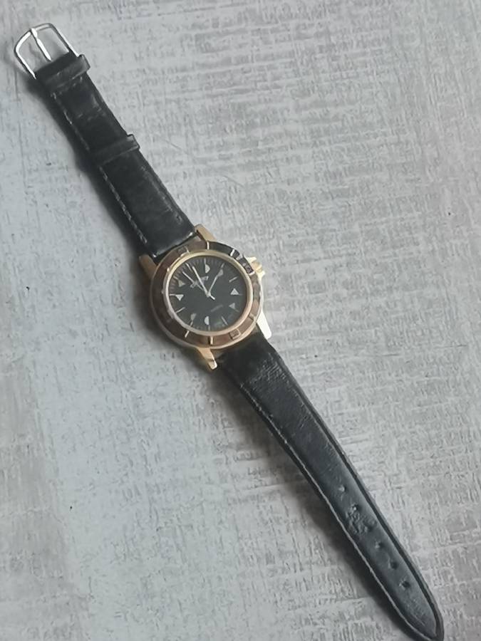 MENS VINTAGE TROPHY WATCH IN EXCELLENT WORKING CONDITION