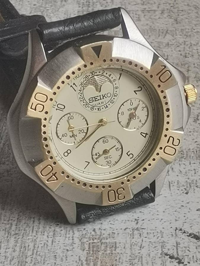 MENS SEIKO WATCH IN EXCELLENT WORKING CONDITION