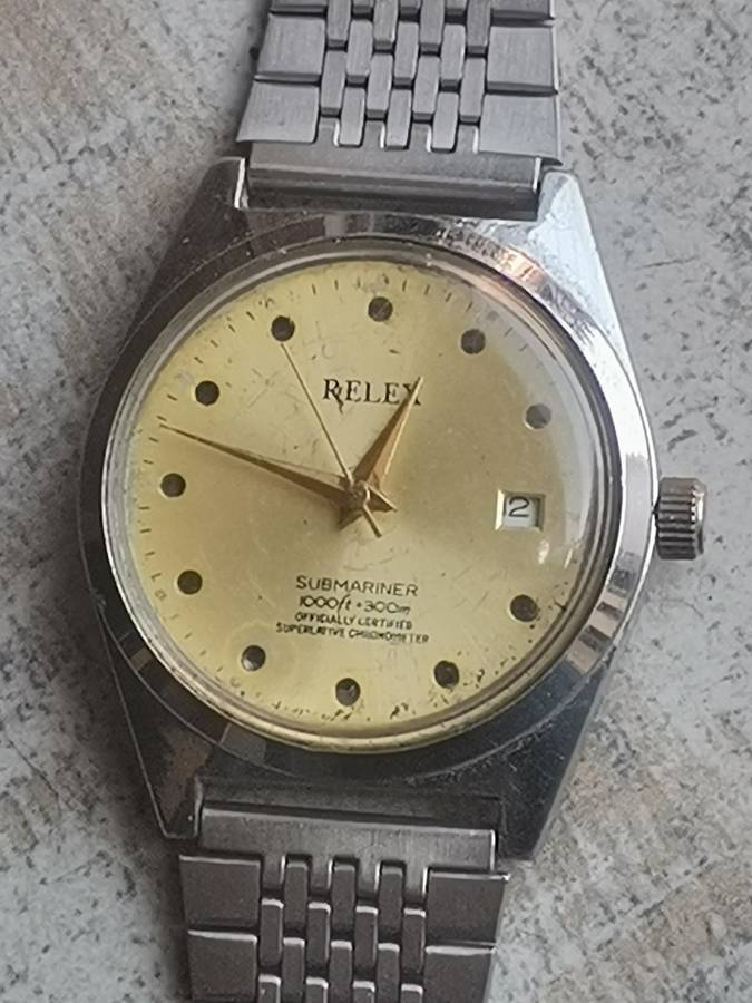 MENS VINTAGE WATCH COLLECTION ALL IN GOOD WORKING CONDITION