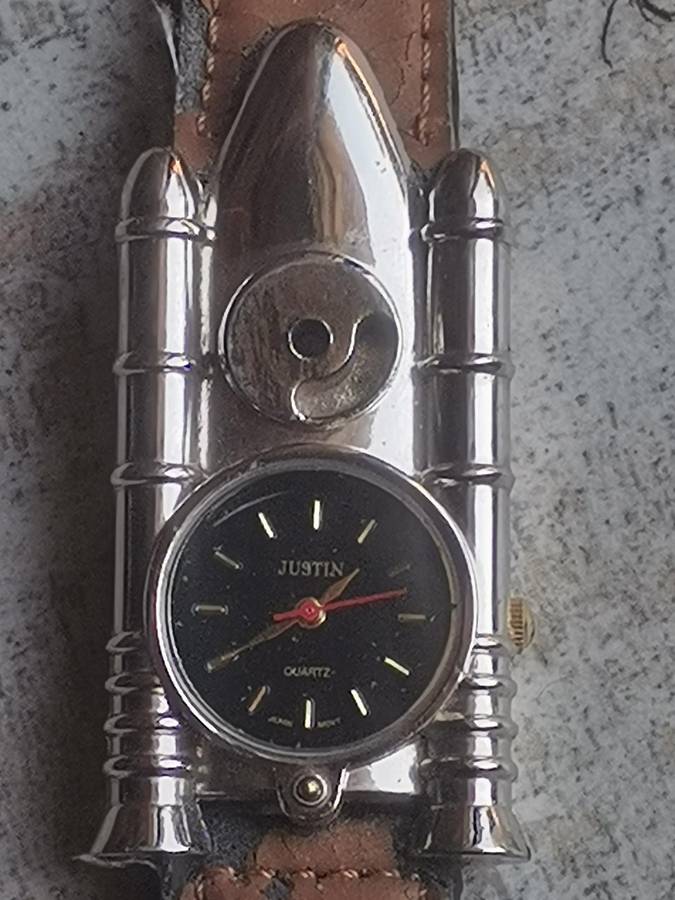 LADIES WATCH COLLECTION ALL IN EXCELLENT WORKING CONDITION - BIDDING FOR ALL 3