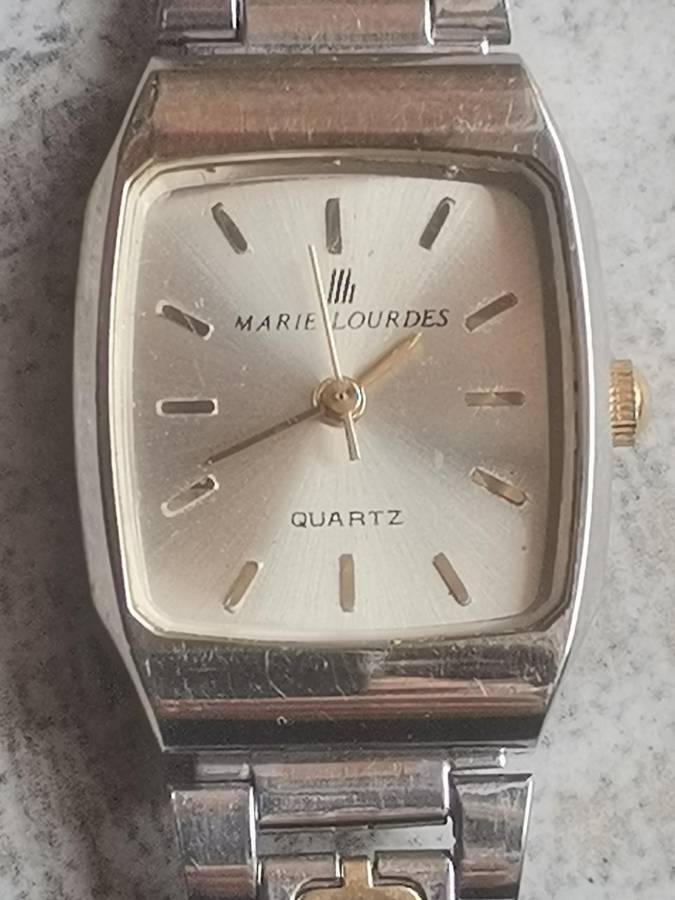 LADIES WATCH COLLECTION ALL IN EXCELLENT WORKING CONDITION - BIDDING FOR ALL 3