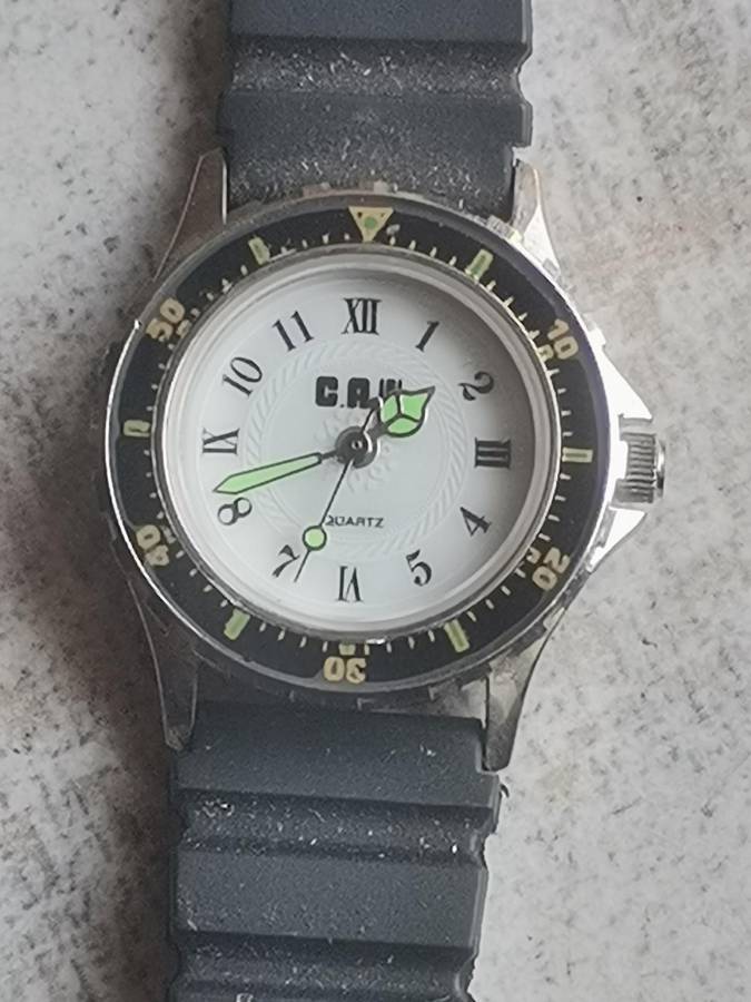 LADIES WATCH COLLECTION ALL IN EXCELLENT WORKING CONDITION - BIDDING FOR ALL 3