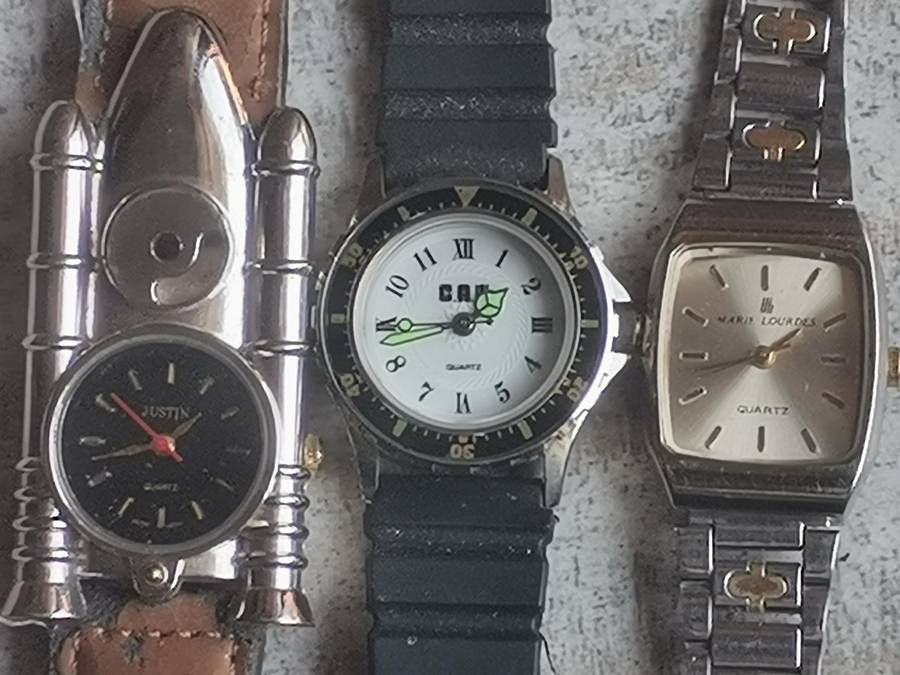 LADIES WATCH COLLECTION ALL IN EXCELLENT WORKING CONDITION - BIDDING FOR ALL 3
