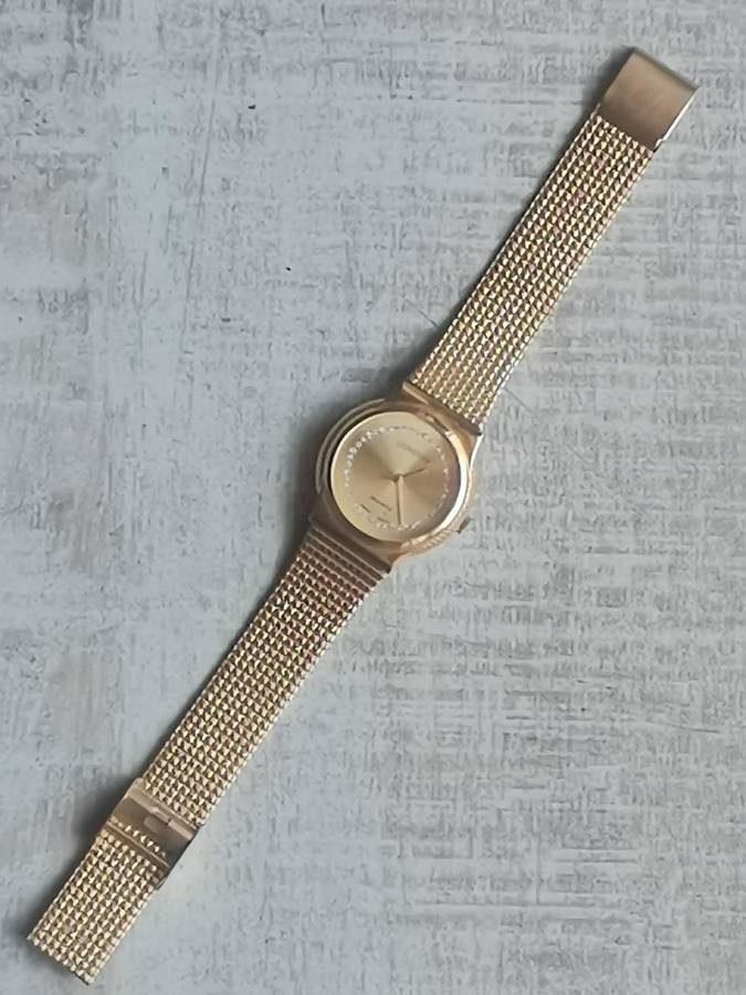 MENS VINTAGE OCCASION GOLD PLATED WATCH IN EXCELLENT WORKING CONDITION