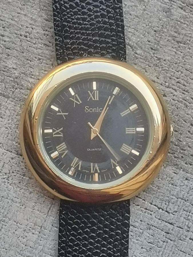 MENS VINTAGE SONIC GOLD PLATED WATCH IN EXCELLENT WORKING CONDITION