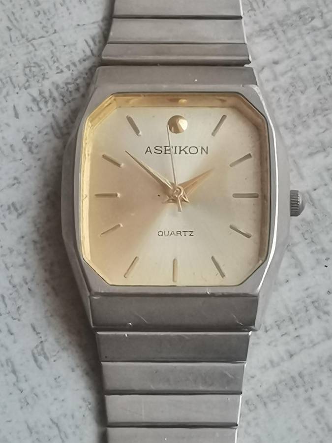 MENS VINTAGE ASEIKON STAINLESS STEEL WATCH IN EXCELLENT WORKING CONDITION