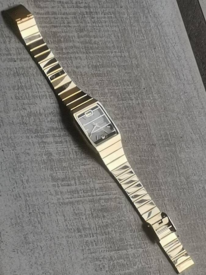 MENS VINTAGE HOSAM GOLD PLATED WATCH IN EXCELLENT WORKING CONDITION