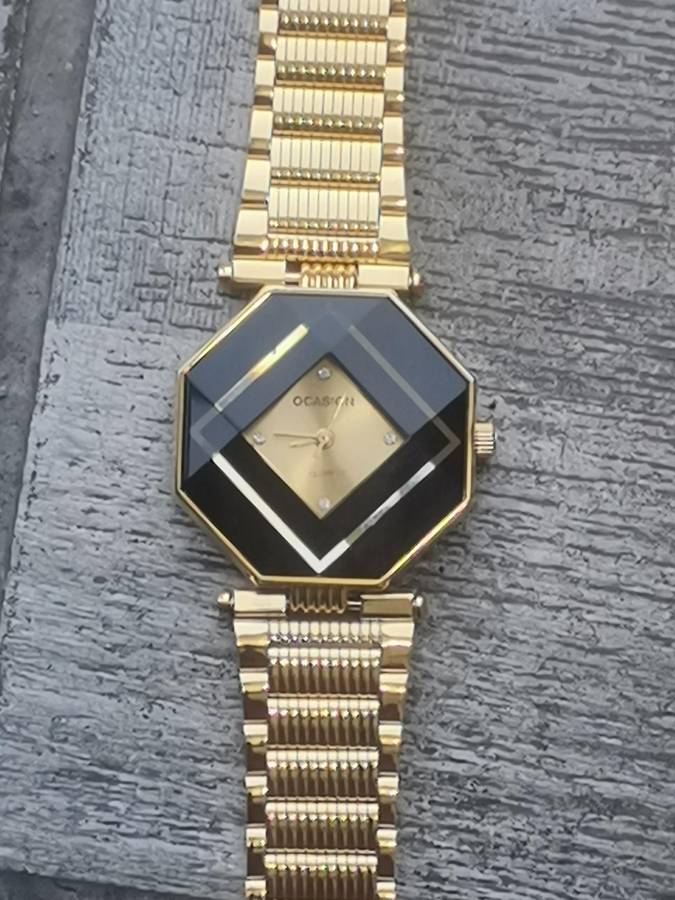 STUNNING LADIES OCCASION 18K GOLD PLATED WATCH IN EXCELLENT WORKING CONDITION