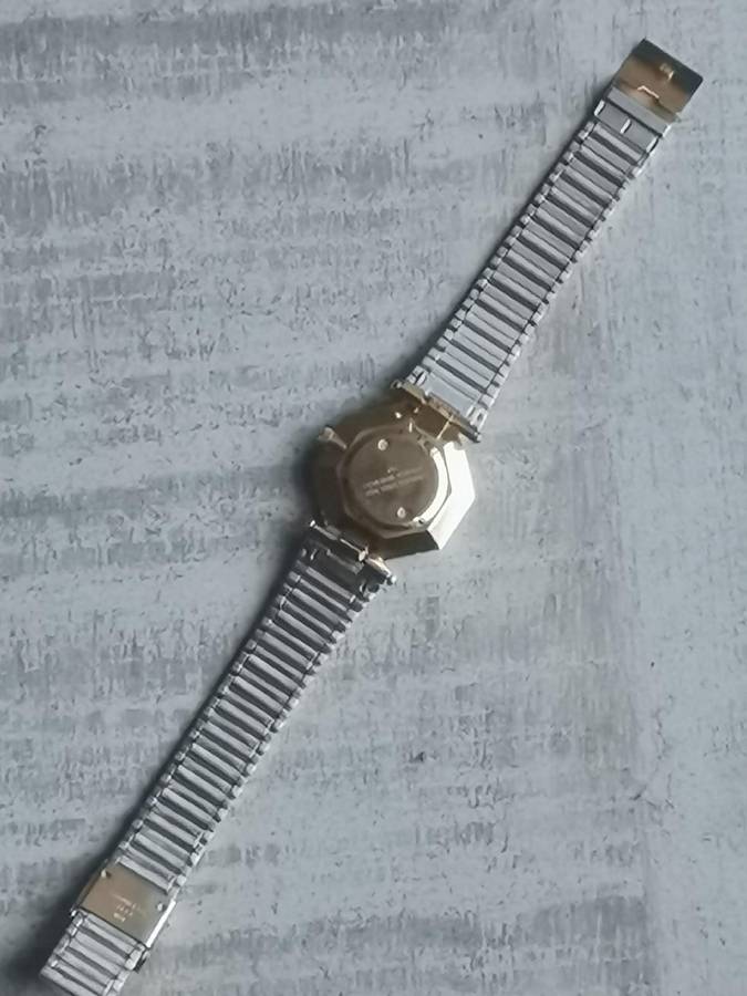 STUNNING LADIES OCCASION 18K GOLD PLATED WATCH IN EXCELLENT WORKING CONDITION