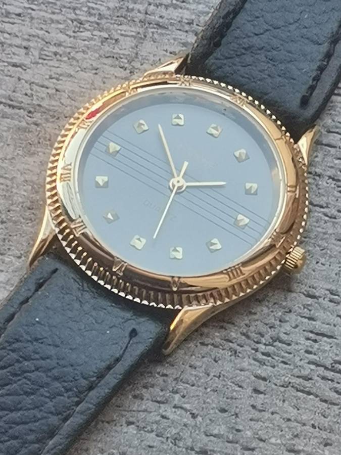 MENS GOLD PLATED POISE WATCH IN EXCELLENT WORKING CONDITION