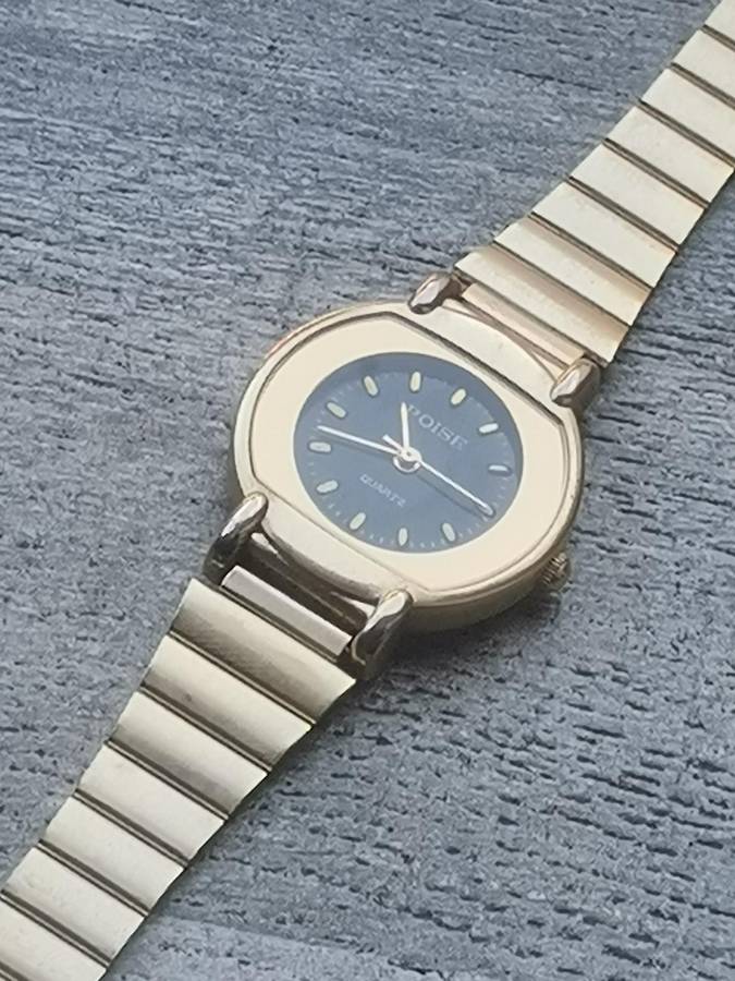 ELEGANT LADIES POISE GOLD WATCH IN EXCELLENT WORKING CONDITION