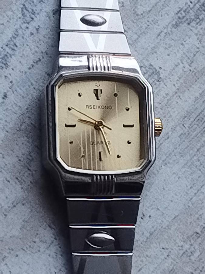 LADIES RSEIKONO STAINLESS STEEL WATCH IN EXCELLENT WORKING CONDITION