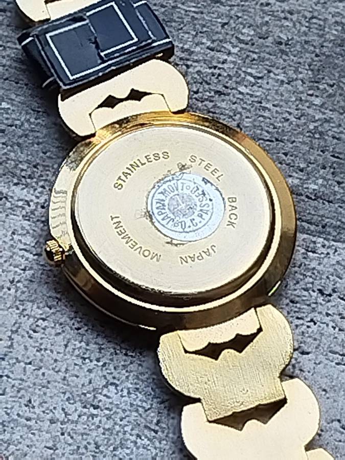 MENS GOLD STL WATCH IN EXCELLENT CONDITION - NEW OLD STOCK