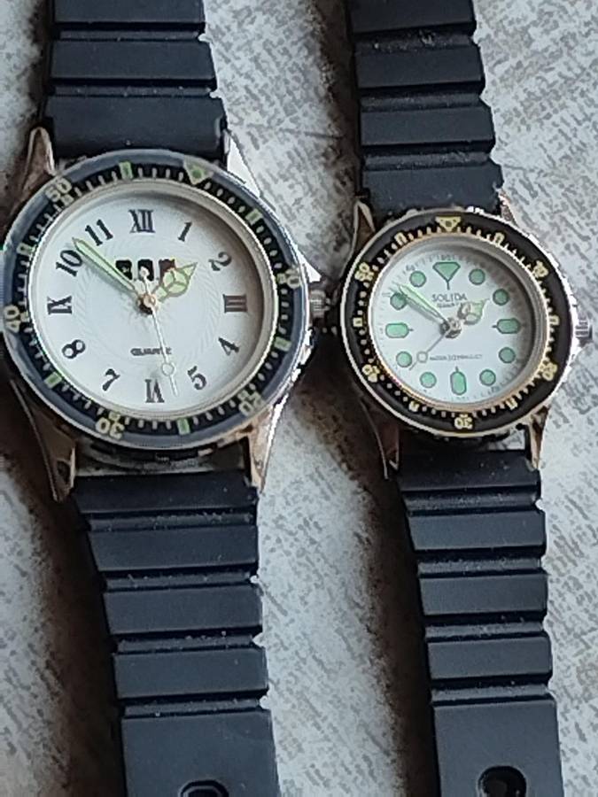 MENS AND LADIES WATCH SET BOTH IN EXCELLENT WORKING CONDITION